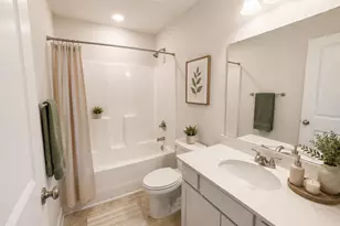 129 Kings Parish Ct, Columbia, SC 29209 - Photo 5