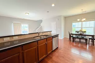 508 Finnegan Ln, West Columbia, SC 29169 - Photo 9