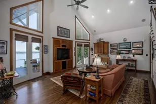 639 Kingfisher Dr, Ridgeway, SC 29130 - Photo 9