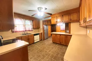 201 McDonald, Whitmire, SC 29178 - Photo 11