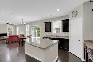 139 Bonhill Dr, Cayce, SC 29033 - Photo 7