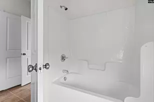 143 Breezes Dr 26B, Lexington, SC 29072 - Photo 27