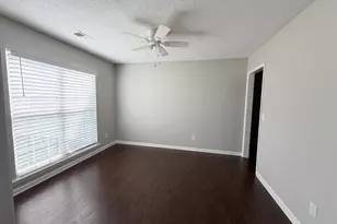 348 Keystone Dr, Hopkins, SC 29061 - Photo 5