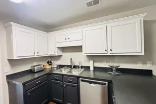 348 Keystone Dr, Hopkins, SC 29061 - Photo 25