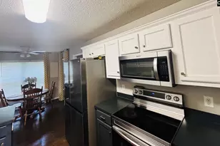 348 Keystone Dr, Hopkins, SC 29061 - Photo 17