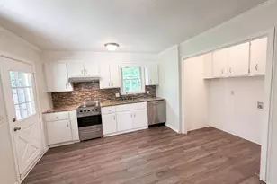 1328 Baffin Bay Rd, Columbia, SC 29212 - Photo 7
