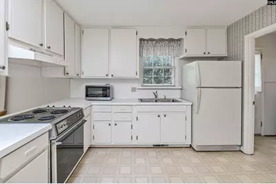 119 Pine Lane, Cayce, SC 29033 - Photo 7
