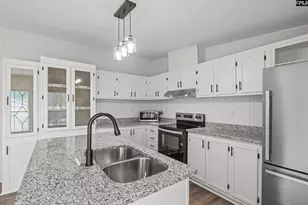 697 Ellene St, Camden, SC 29020 - Photo 5