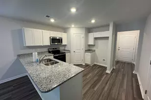 4023 Monetta Dr, Elgin, SC 29045 - Photo 5