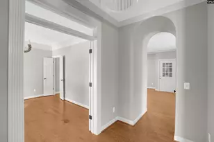 17 Old Woodlands Ct, Columbia, SC 29209 - Photo 9