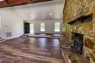 2545 Silverstreet Rd, Silverstreet, SC 29145 - Photo 5