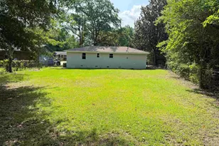 714 Henry St, Eastover, SC 29044 - Photo 11
