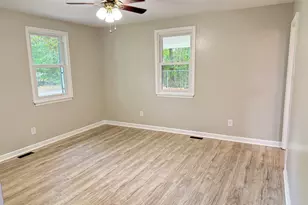 714 Henry St, Eastover, SC 29044 - Photo 5