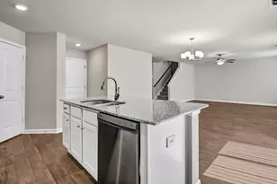 1718 Dominion Dr, Columbia, SC 29209 - Photo 7