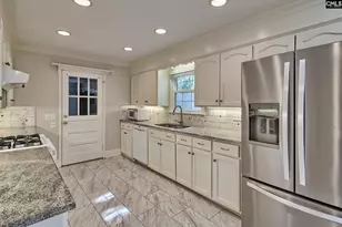 3608 Old Lamplighter Rd, Columbia, SC 29206 - Photo 9