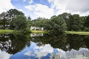 1218 Fredericksburg Dr S, Lugoff, SC 29078 - Photo 5