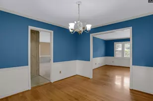 29 Beacon Hill Rd, Columbia, SC 29210 - Photo 9