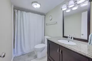 1825 St Julian Pl 8-B, Columbia, SC 29204 - Photo 15