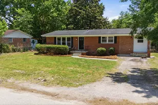 1040 E Sherwood Dr, Sumter, SC 29153 - Photo 3