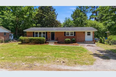 1040 E Sherwood Drive, Sumter, SC 29153 - Photo 1