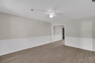 3908 Persimmon St, Columbia, SC 29205 - Photo 9