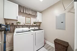 1110 Makayla Ln, Wedgefield, SC 29168 - Photo 11