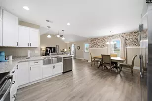 1110 Makayla Ln, Wedgefield, SC 29168 - Photo 15