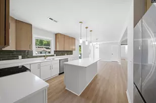 200 Timber Ridge Dr, West Columbia, SC 29169 - Photo 15