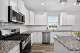 307 Broom St, Gilbert, SC 29054 - Photo 17