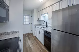 3921 Overbrook Dr B, Columbia, SC 29205 - Photo 3