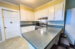 411 Gary St, Whitmire, SC 29178 - Photo 13