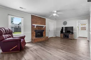 1304 Fairlawn Dr, Sumter, SC 29154 - Photo 5