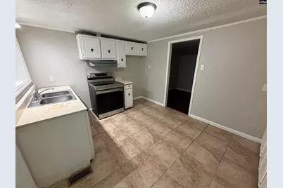 1207 Hampton, Orangeburg, SC 29115 - Photo 13