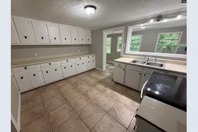 1207 Hampton, Orangeburg, SC 29115 - Photo 11
