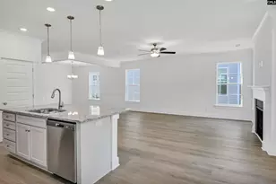636 Thunder Gulch Ave, Lexington, SC 29073 - Photo 9