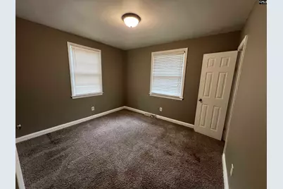 8 Holiday Circle, Columbia, SC 29206 - Photo 9