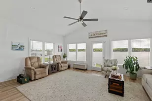 675 E Point Dr, Gilbert, SC 29054 - Photo 53