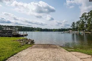 675 E Point Dr, Gilbert, SC 29054 - Photo 27