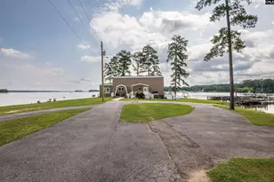 675 E Point Dr, Gilbert, SC 29054 - Photo 33
