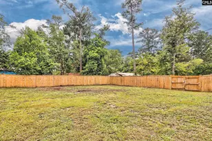 1907 Holland St, West Columbia, SC 29169 - Photo 23
