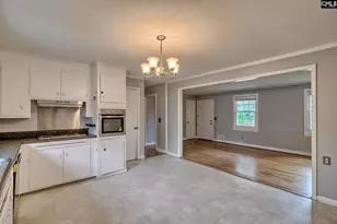 1907 Holland St, West Columbia, SC 29169 - Photo 9