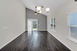 501 Finnegan Ln, West Columbia, SC 29169 - Photo 7