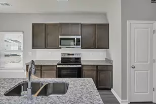 176 Laurinton Farms Dr, Hopkins, SC 29061 - Photo 13