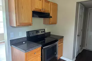 320 Bombing Range Rd, Columbia, SC 29229 - Photo 5