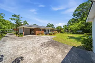 1870 Westmoreland Ave, Florence, SC 29505 - Photo 5
