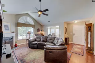 125 Peach Grove Cir, Elgin, SC 29045 - Photo 7