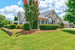 125 Peach Grove Cir, Elgin, SC 29045 - Photo 1