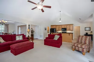 2032 Ridgeway Rd, Lugoff, SC 29078 - Photo 15