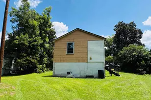 127 Feaster St, Whitmire, SC 29178 - Photo 5