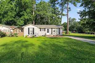 3621 Baywater Dr, Columbia, SC 29209 - Photo 1